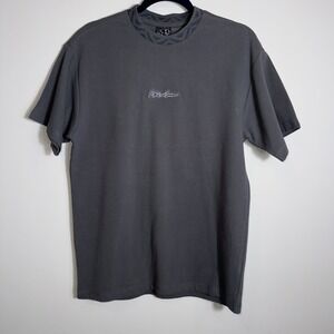 Maui and Sons T Shirt Mens Size M Grey Tribal Collar Surf Beach Vacation